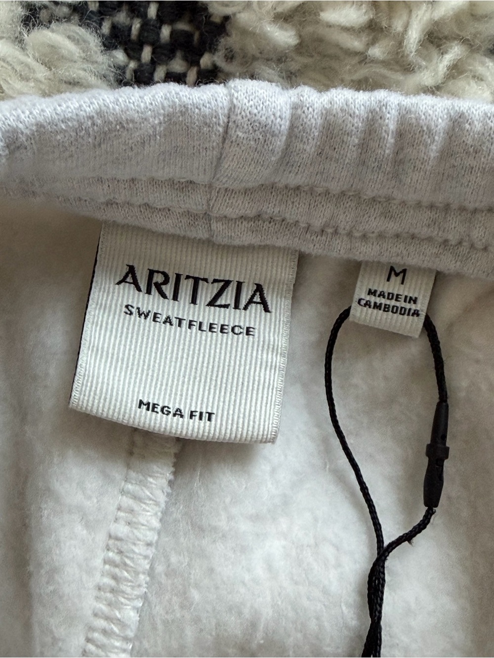 Aritzia Mega Flutter Sweatfleece Heather Cloud Size M NWT - Picture 5 of 7
